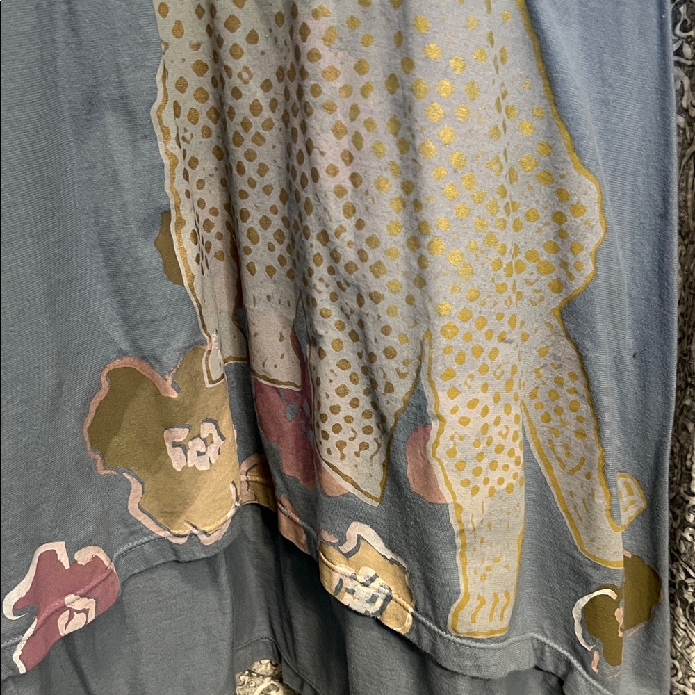 Blue Fish Slate Blue V-Neck Tunic with Floral & Jaguar Graphic - Picture 3 of 12